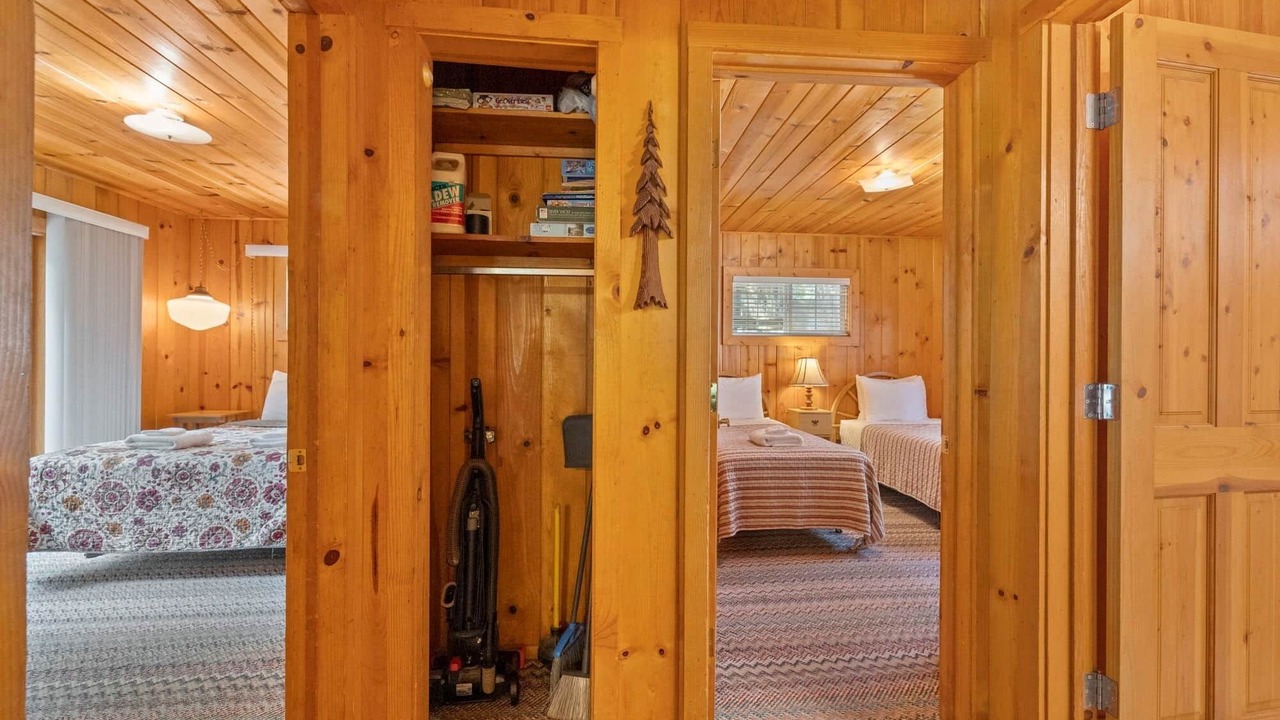 Photo of Bedroom in Strawberry