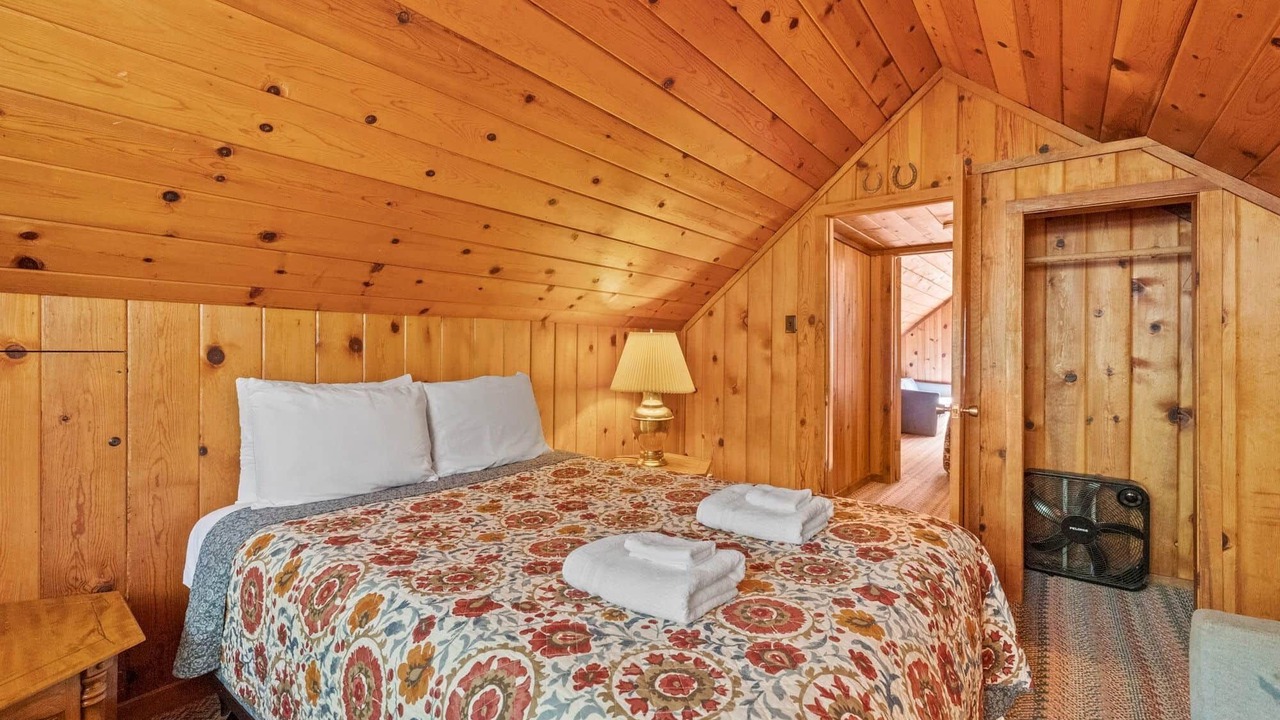 Photo of Bedroom in Strawberry