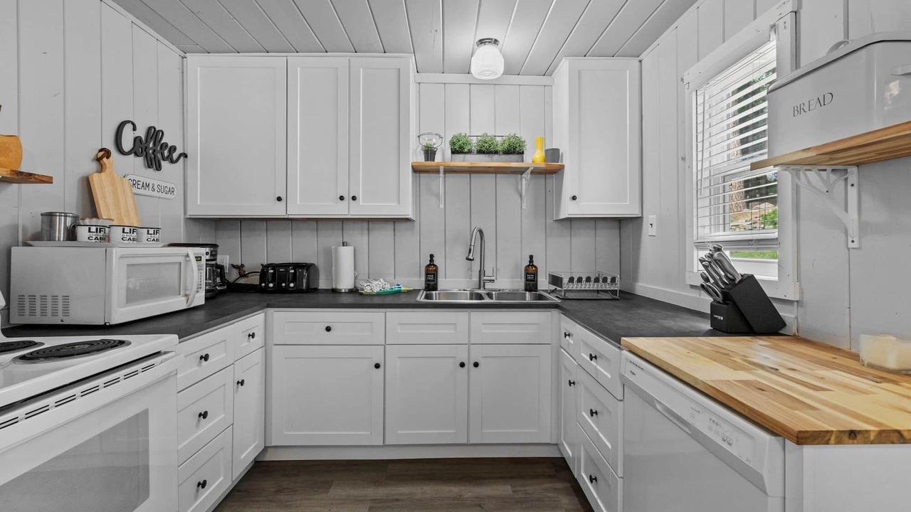 Photo of Kitchen in Strawberry