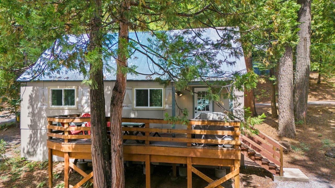 Photo of Others in Strawberry