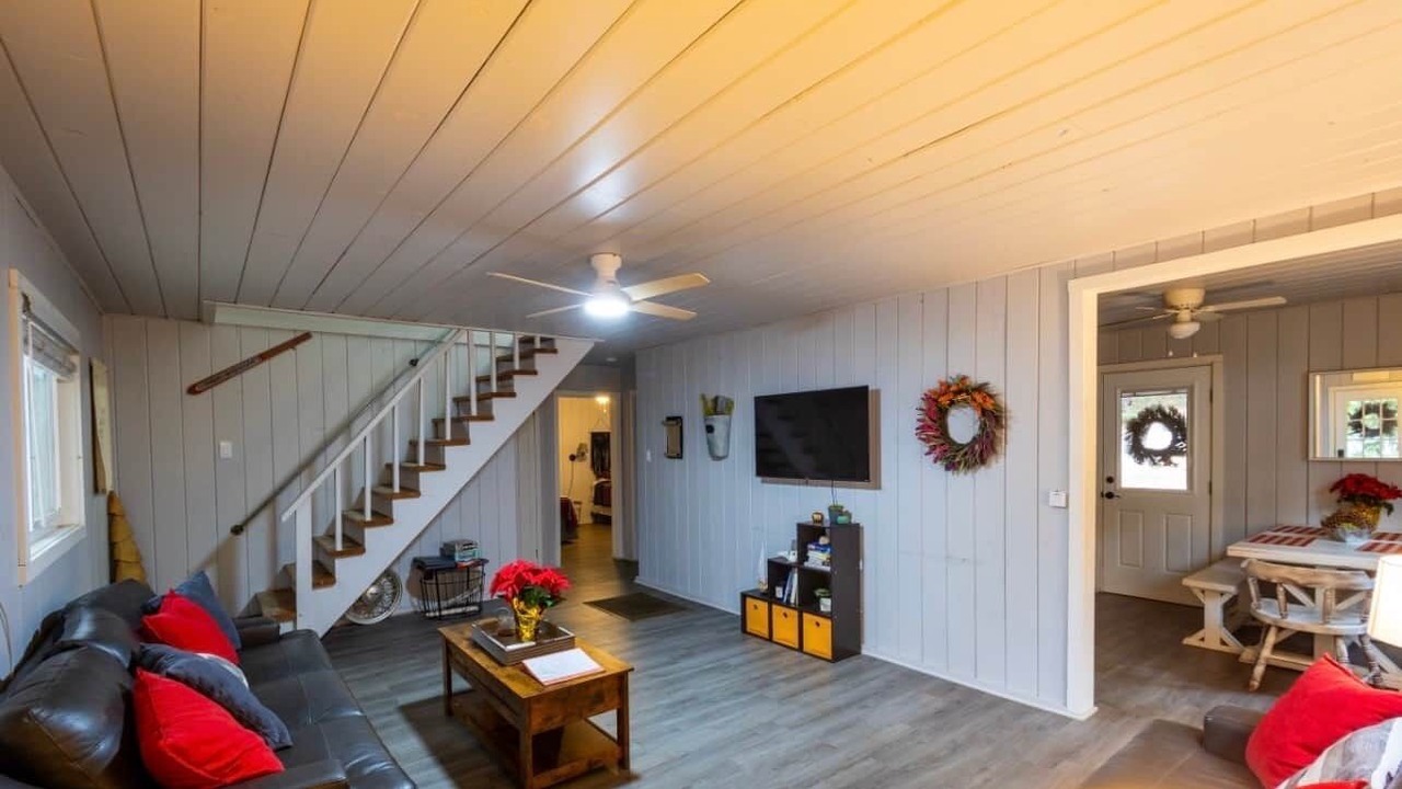 Photo of Others in Strawberry