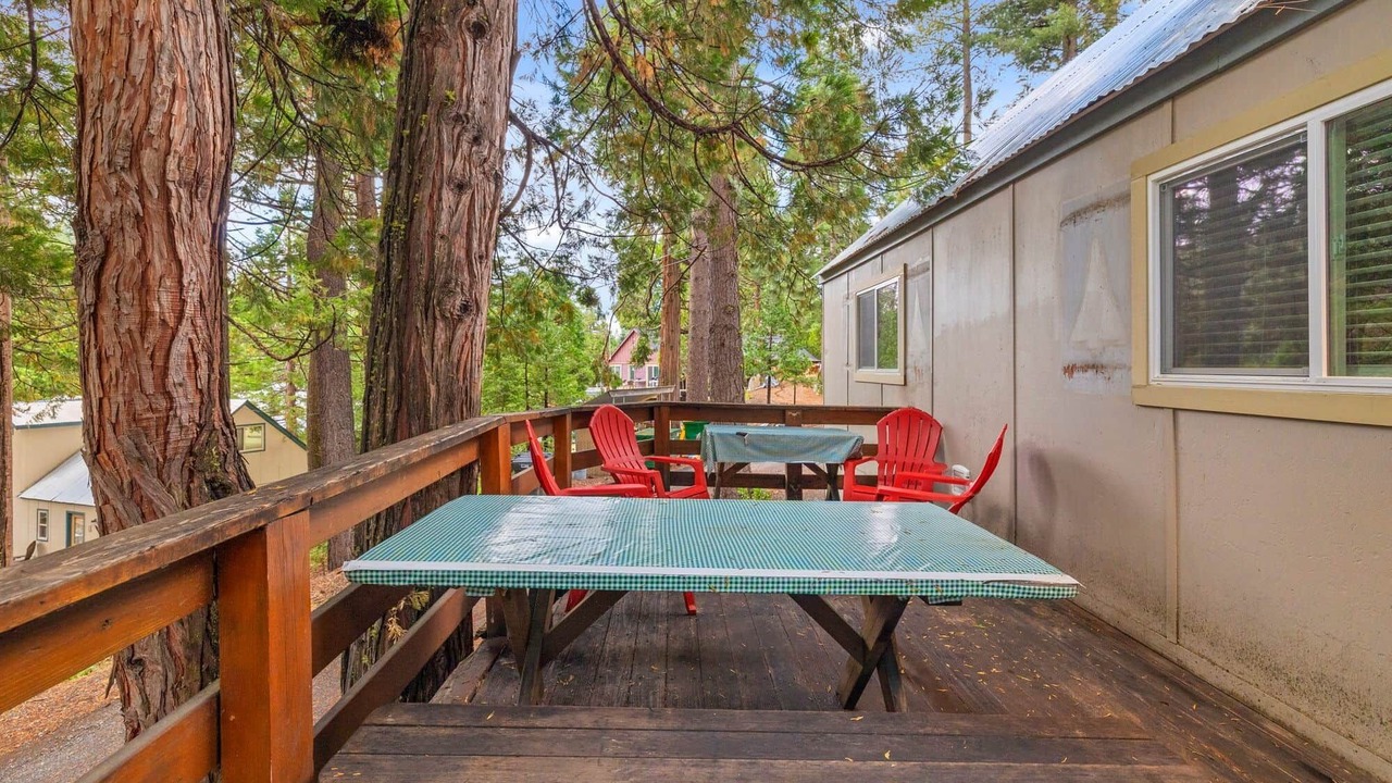 Photo of Outdoor in Strawberry