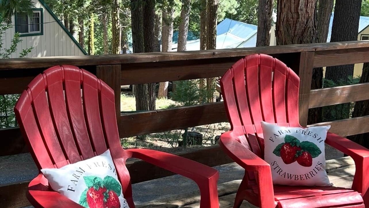 Photo of Others in Strawberry