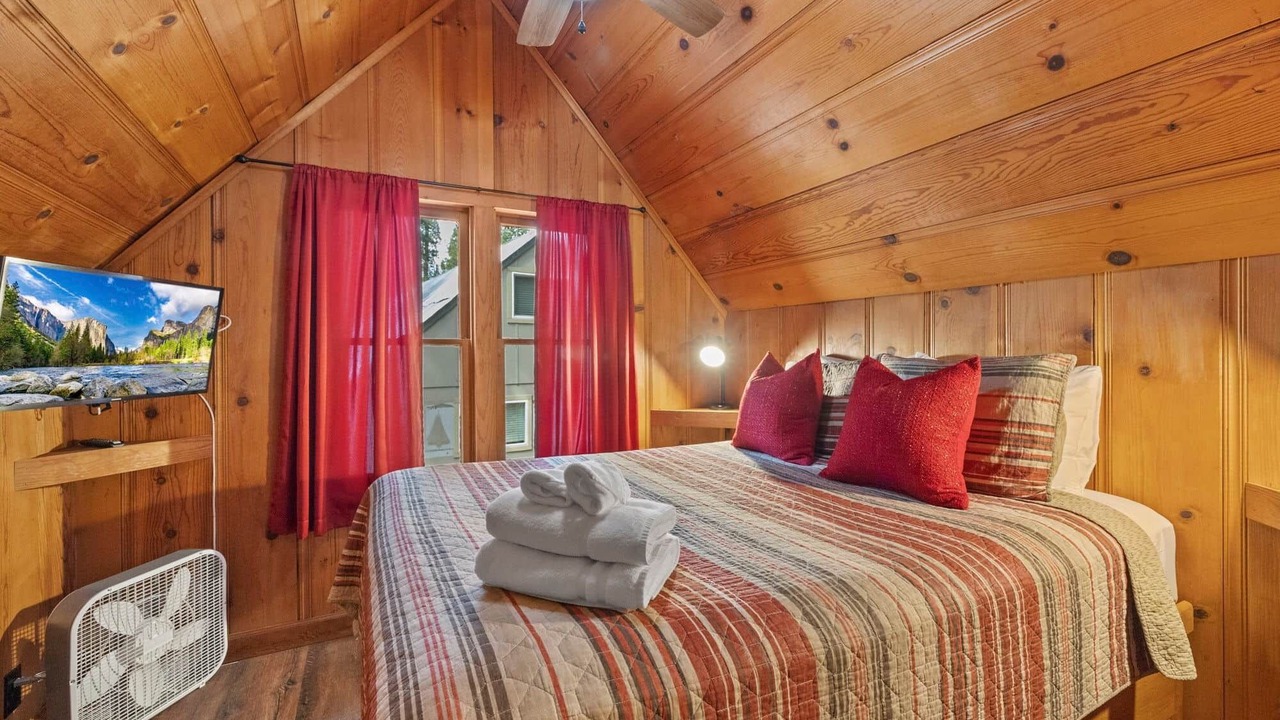 Photo of Others in Strawberry