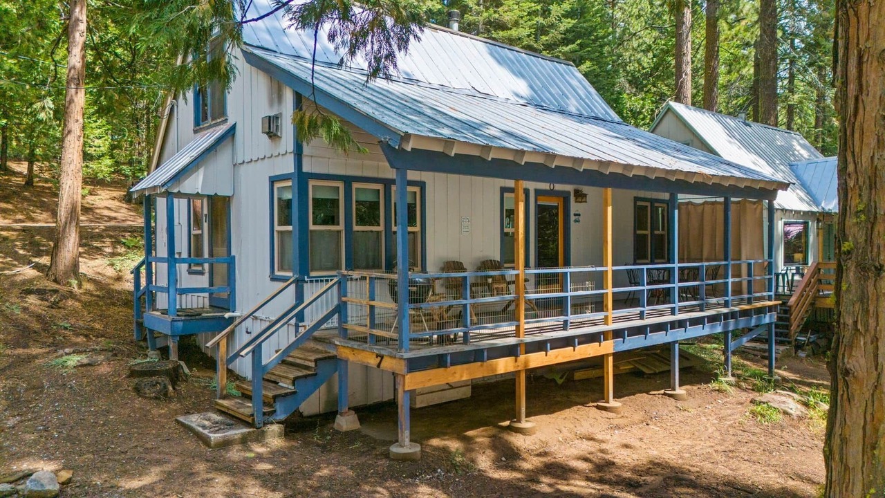 Photo of Others in Strawberry