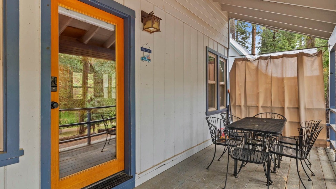 Photo of Outdoor in Strawberry