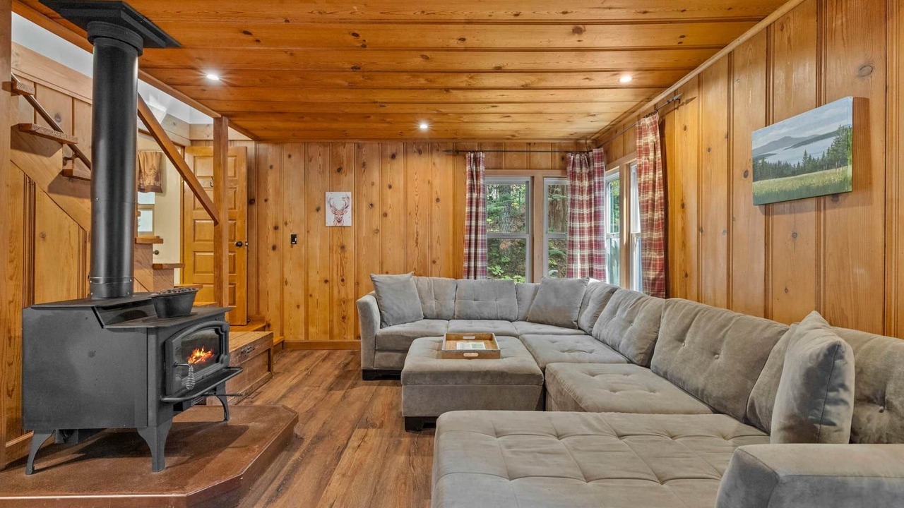 Photo of Livingroom in Strawberry