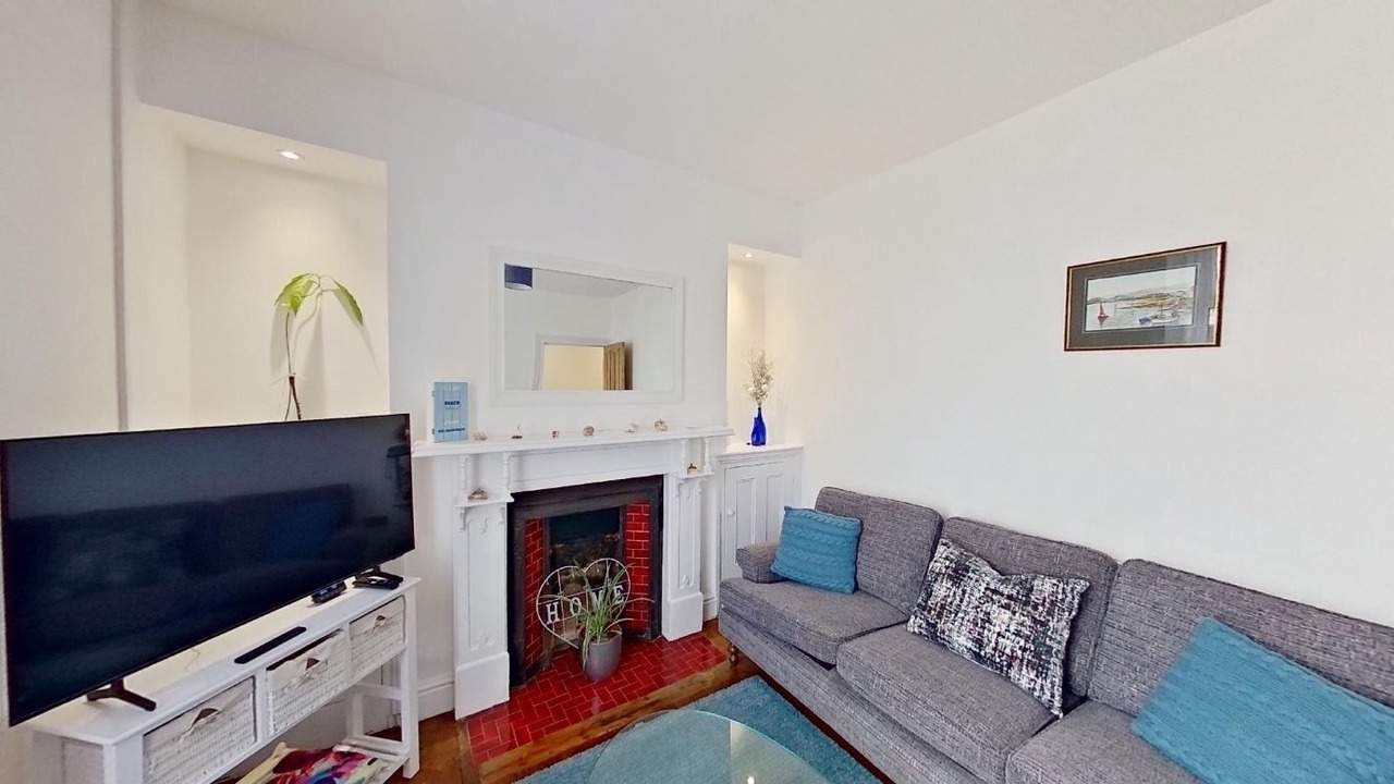 Photo of Livingroom in Llanelli