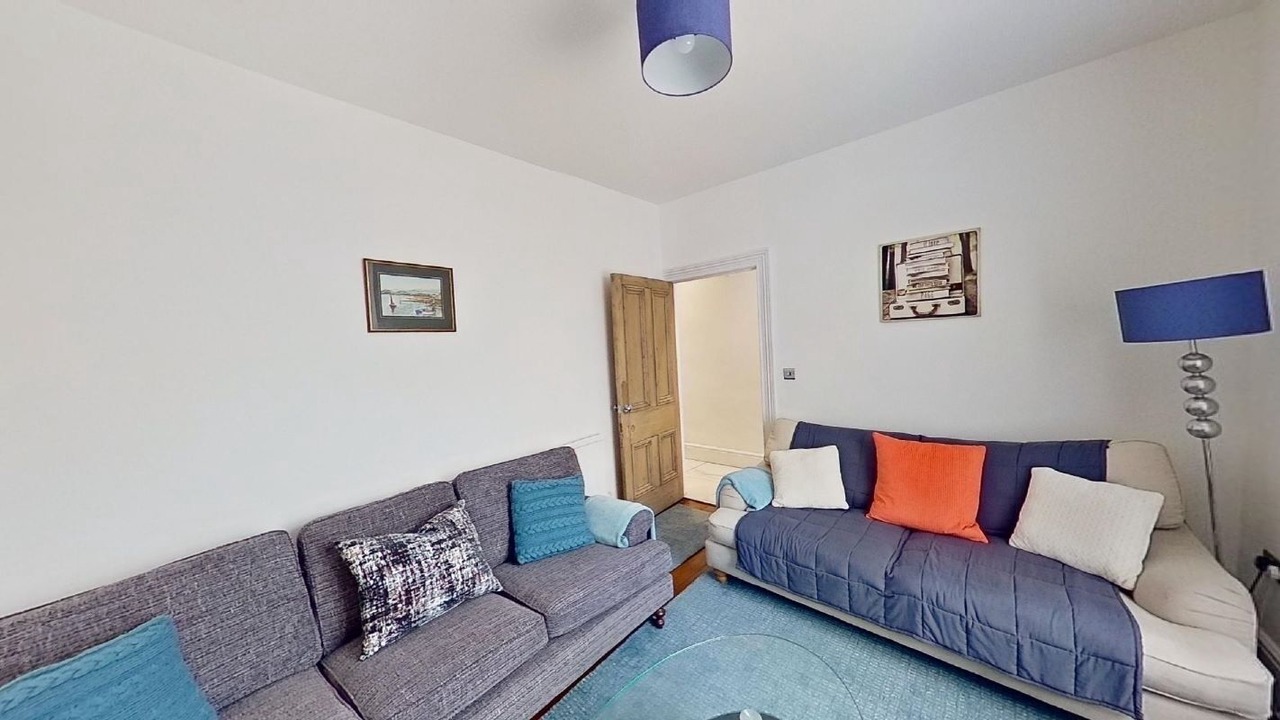 Photo of Livingroom in Llanelli