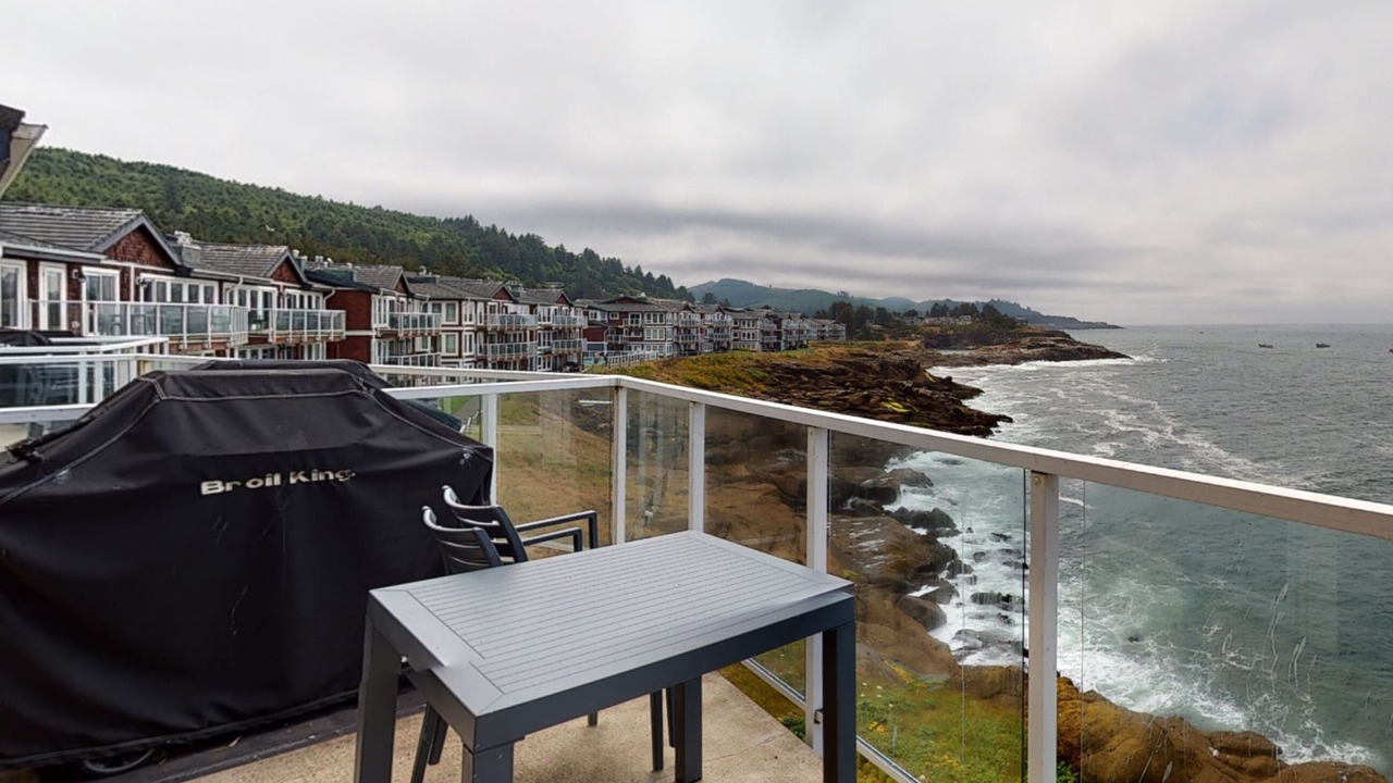 Photo of Others in Depoe Bay