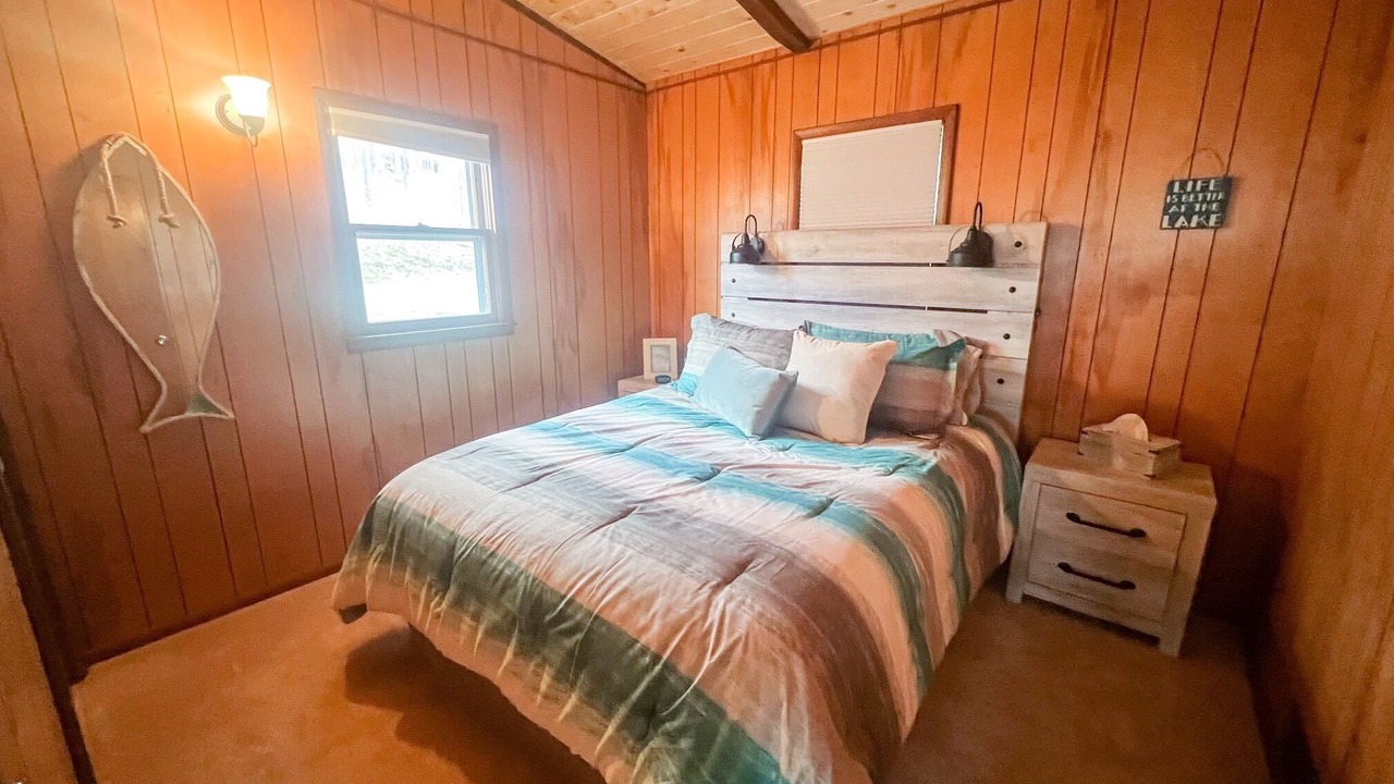 Photo of Bedroom in Gravois Mills