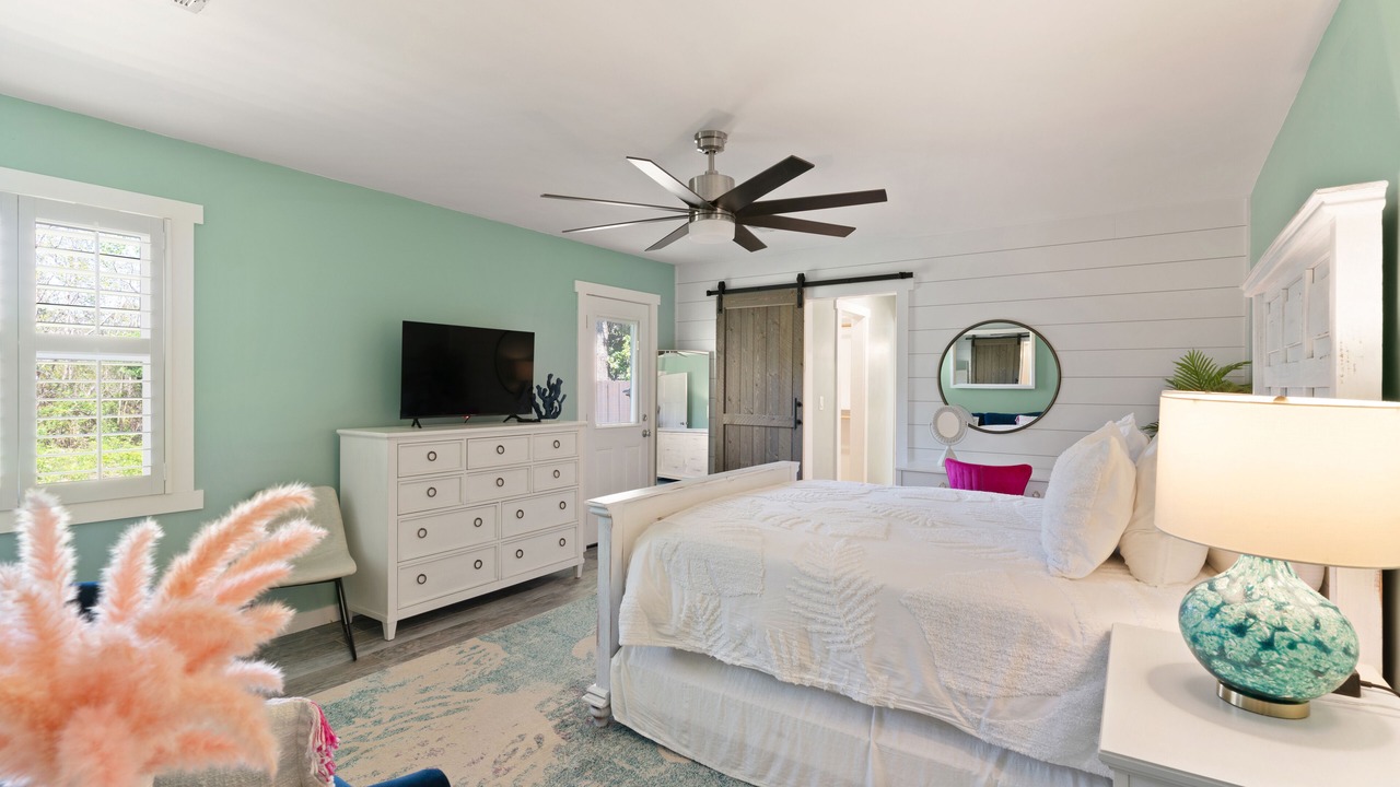 Photo of Others in Saint Simons Heights