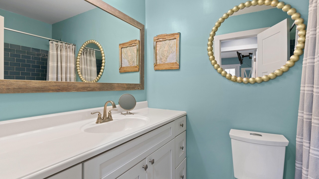 Photo of Others in Saint Simons Heights