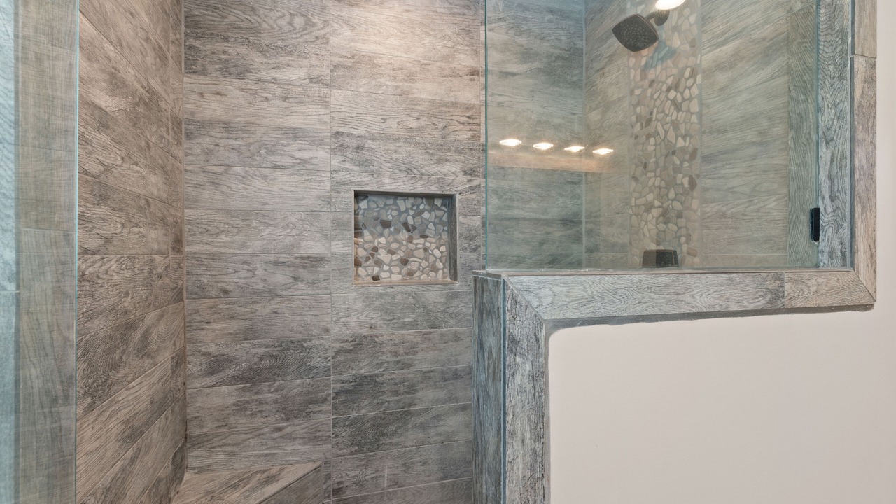 Photo of Others in Saint Simons Heights