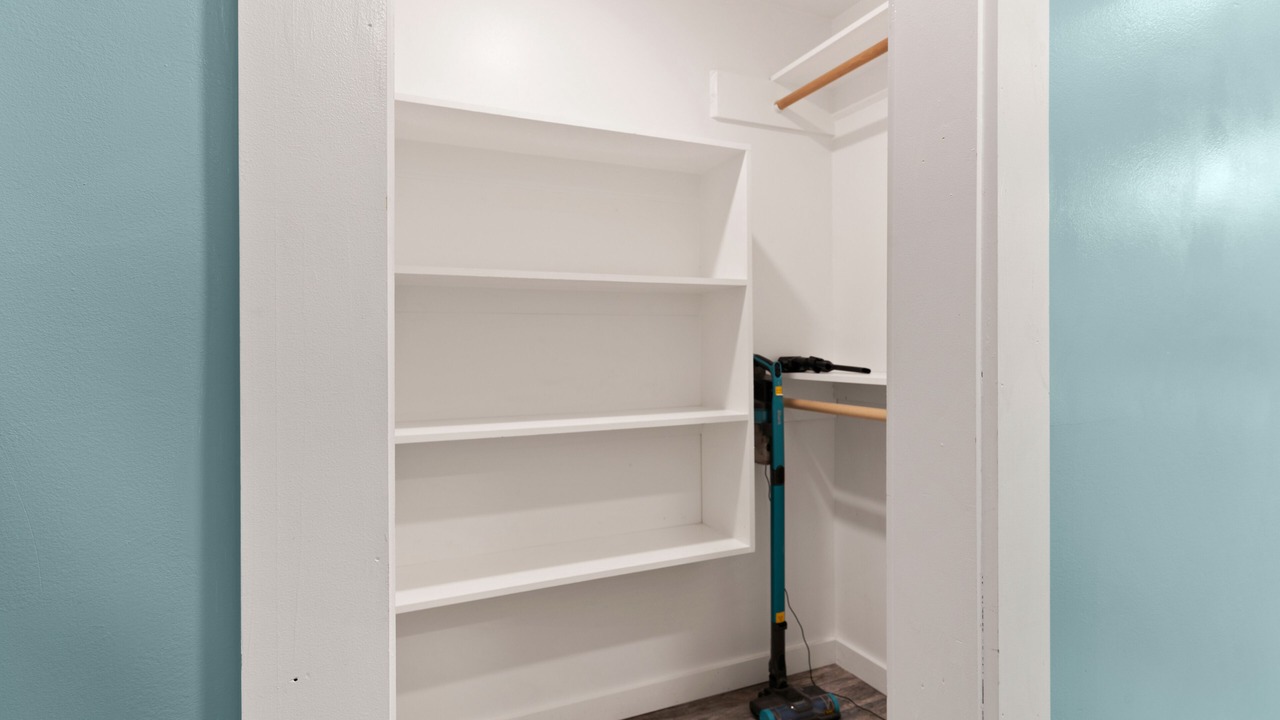 Photo of Others in Saint Simons Heights