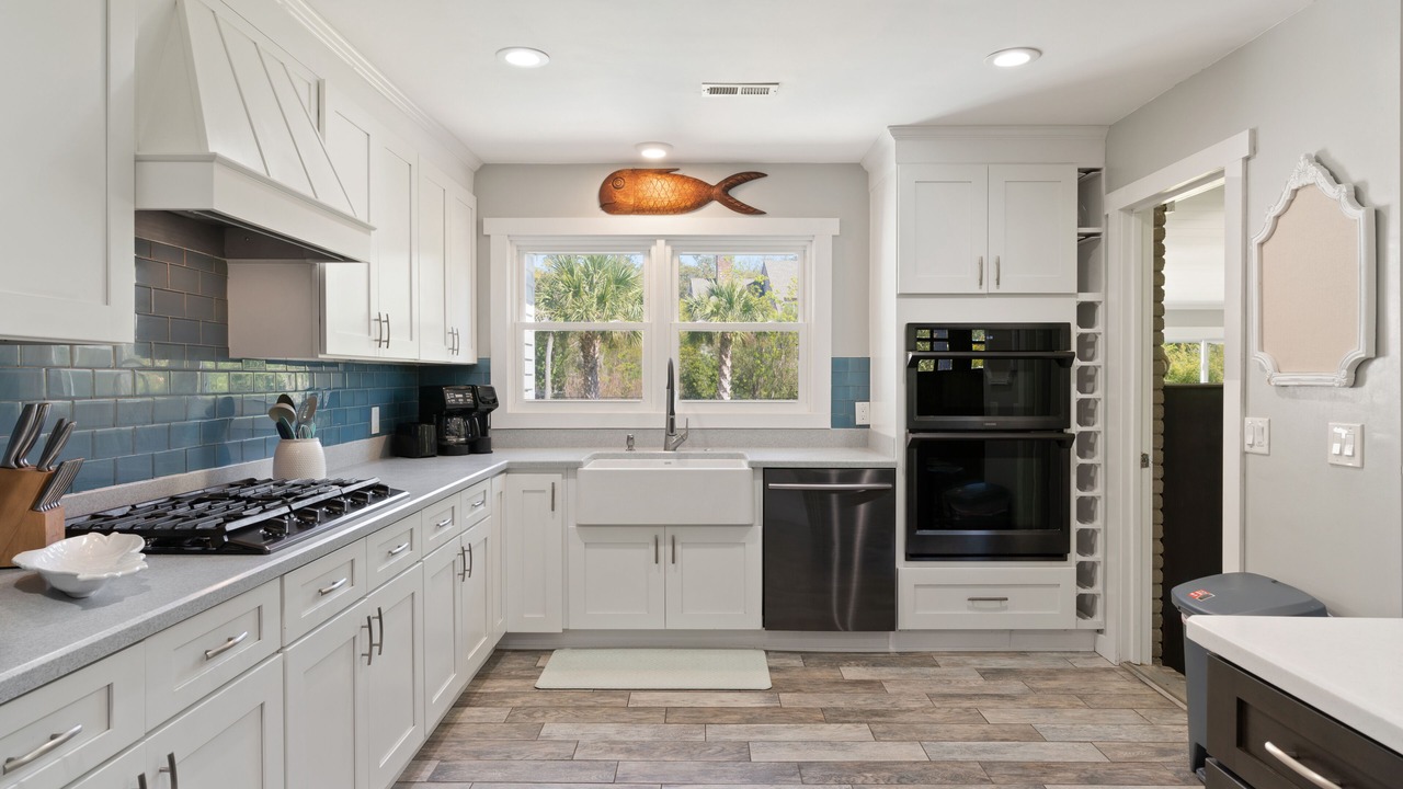 Photo of Others in Saint Simons Heights