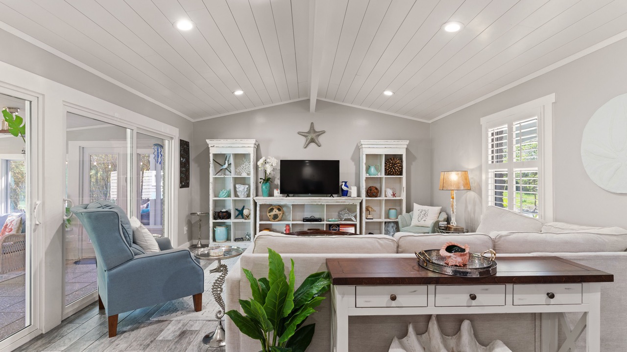 Photo of Others in Saint Simons Heights