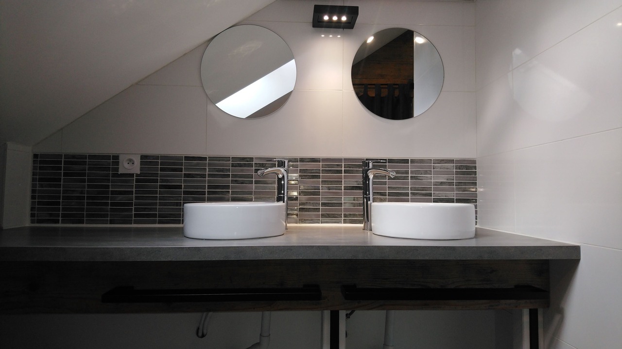 Photo of Bathroom in Coutures