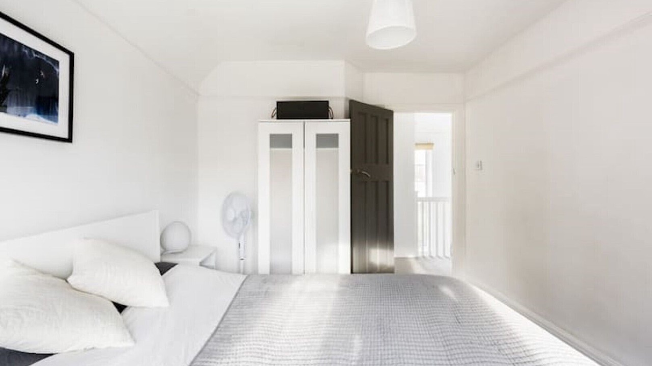 Photo of Bedroom in Garston