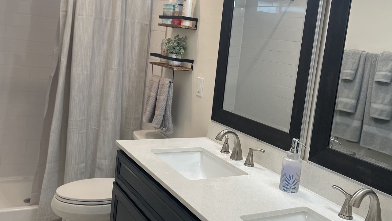 Photo of Bathroom in Moovalya Keys