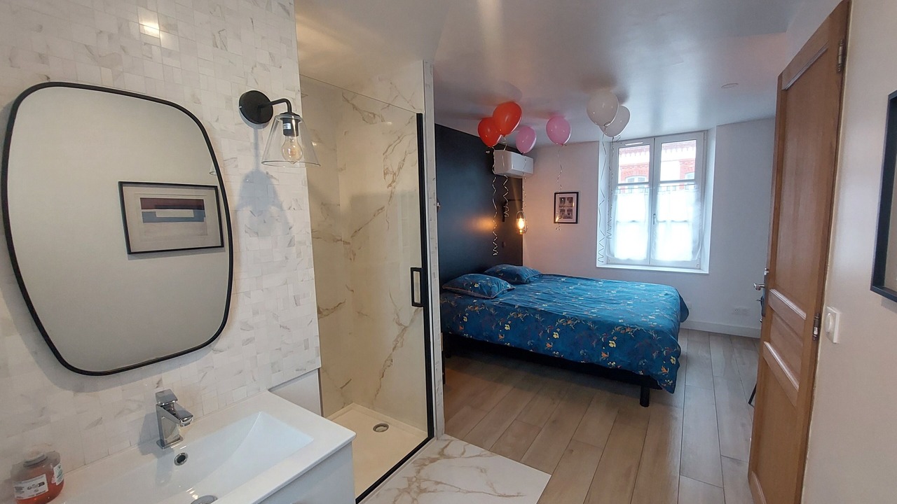 Photo of Bathroom in Ladon