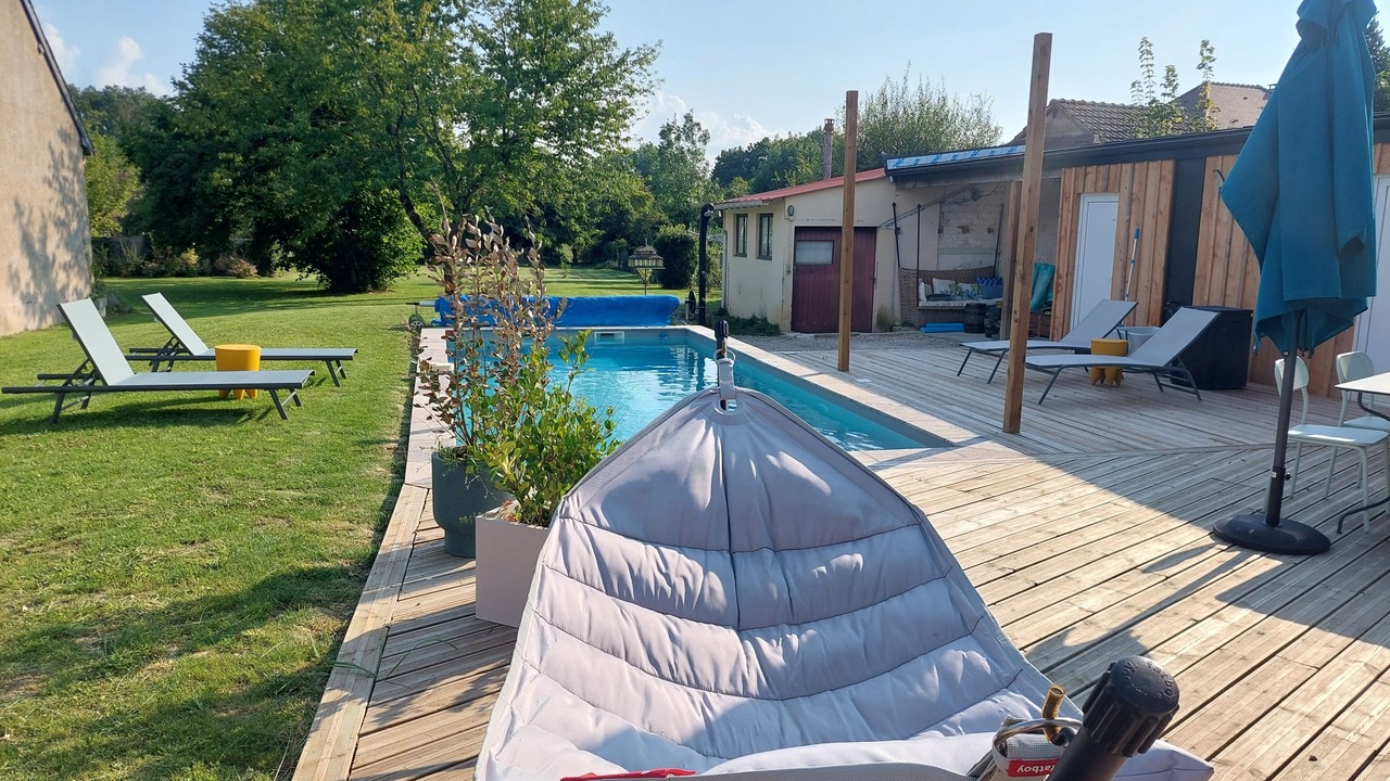 Photo of Outdoor in Ladon