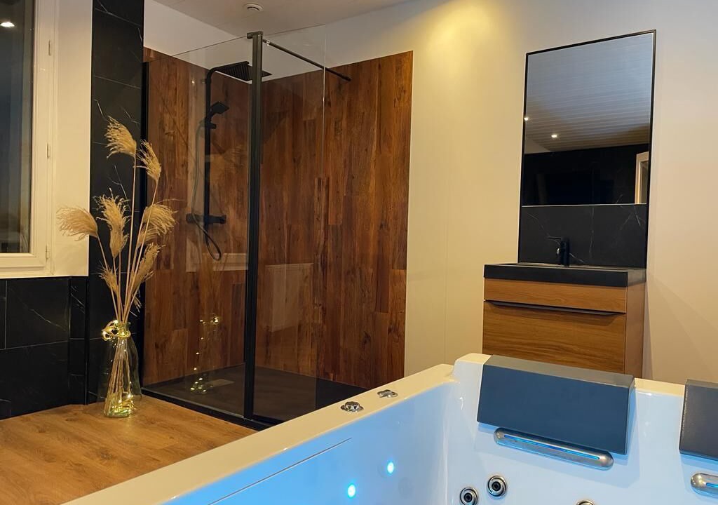 Photo of Bathroom in Saint-Quentin