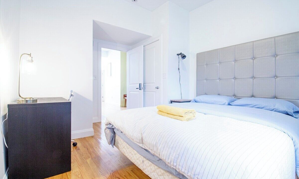 Photo of Bedroom in Washington Park