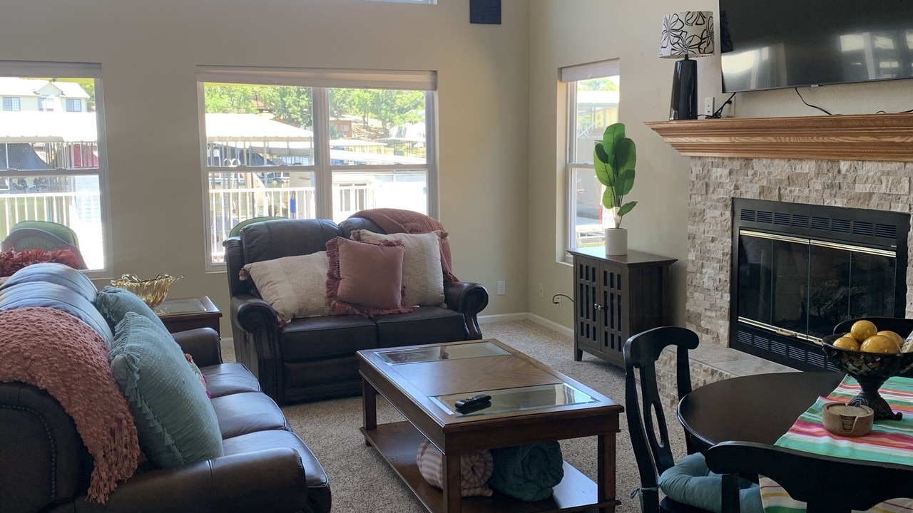 Photo of Livingroom in Lake Ozark