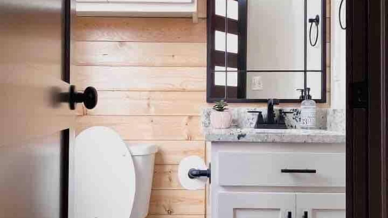 Photo of Bathroom in Vian