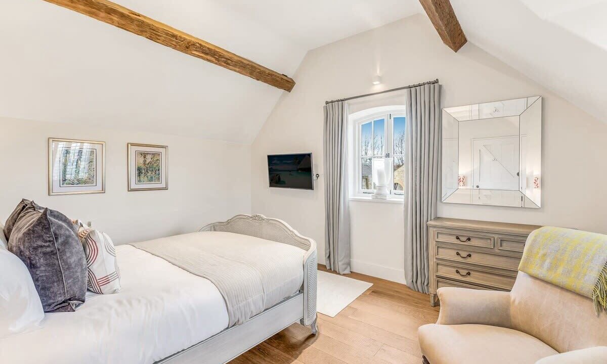 Photo of Bedroom in Moreton-in-Marsh