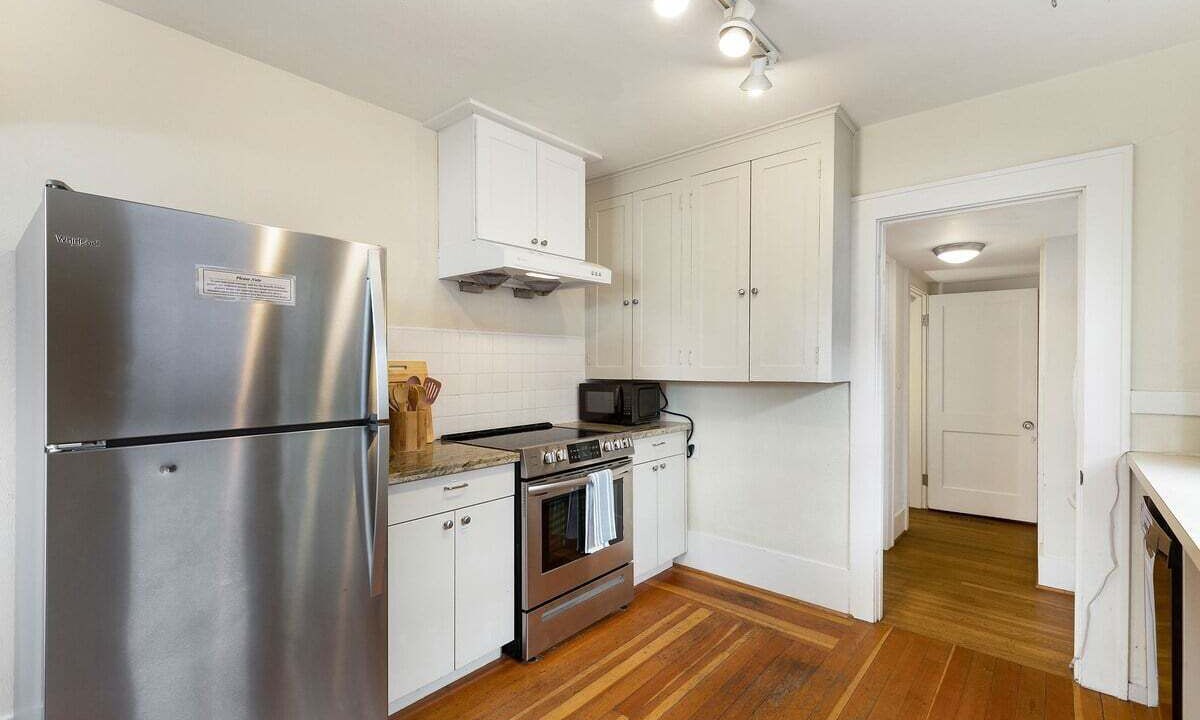 Photo of Kitchen in Broadway