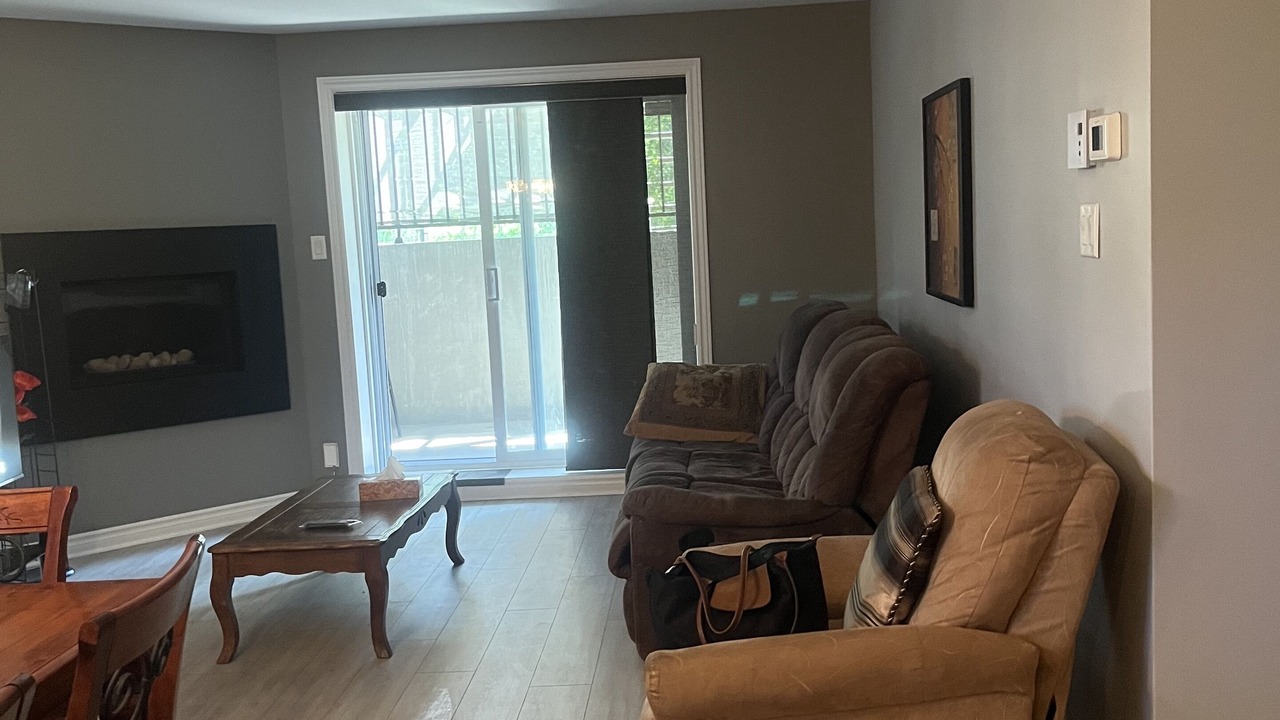 Photo of Livingroom in Terrebonne