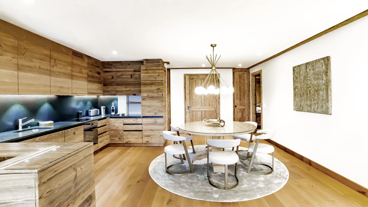 Photo of Livingroom in Lens