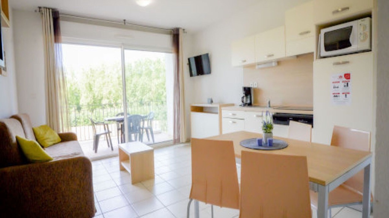 Photo of Livingroom in Azille