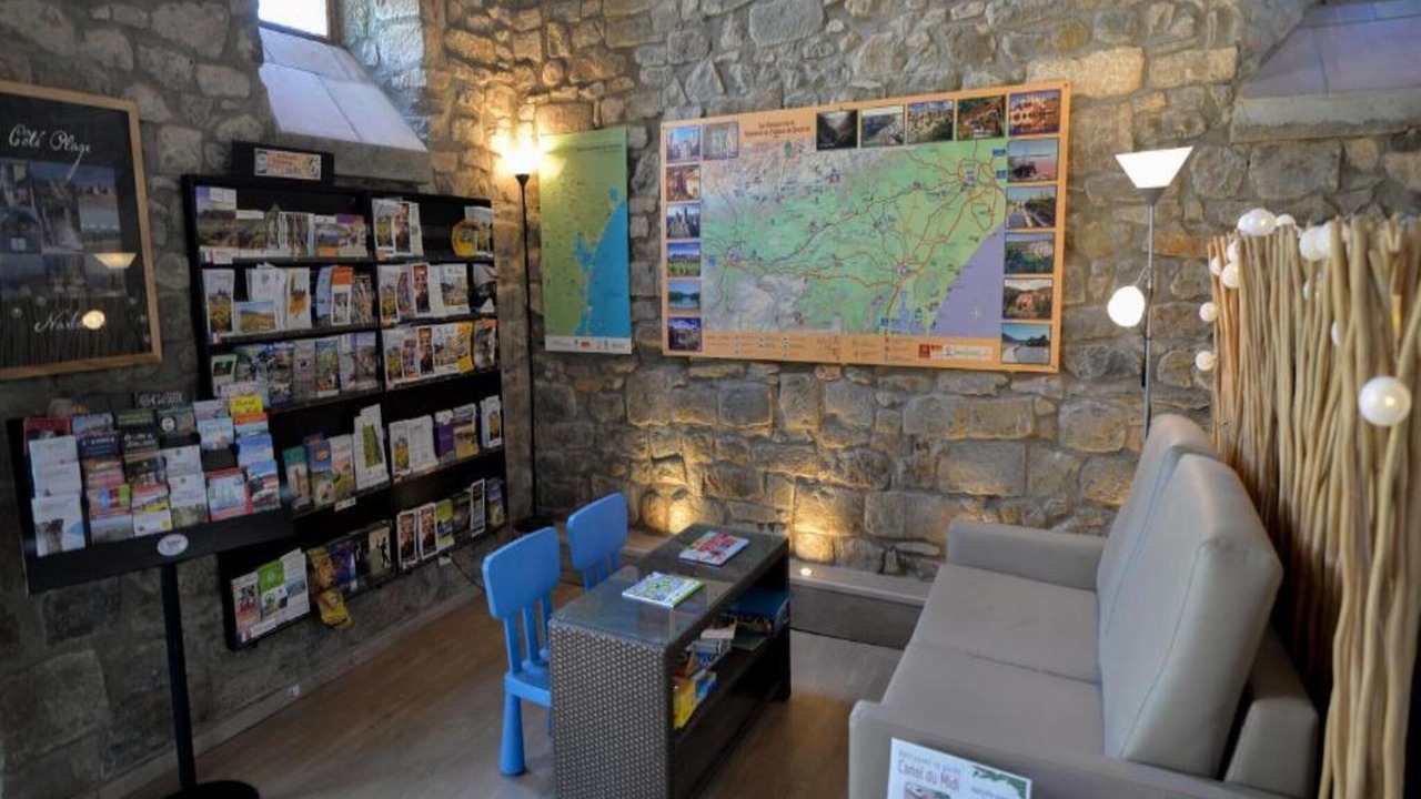 Photo of Livingroom in Azille