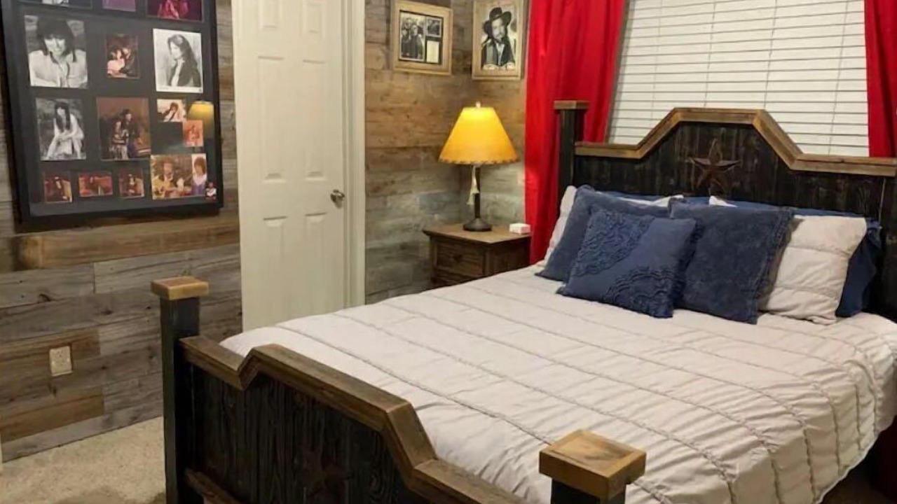 Photo of Bedroom in College Station