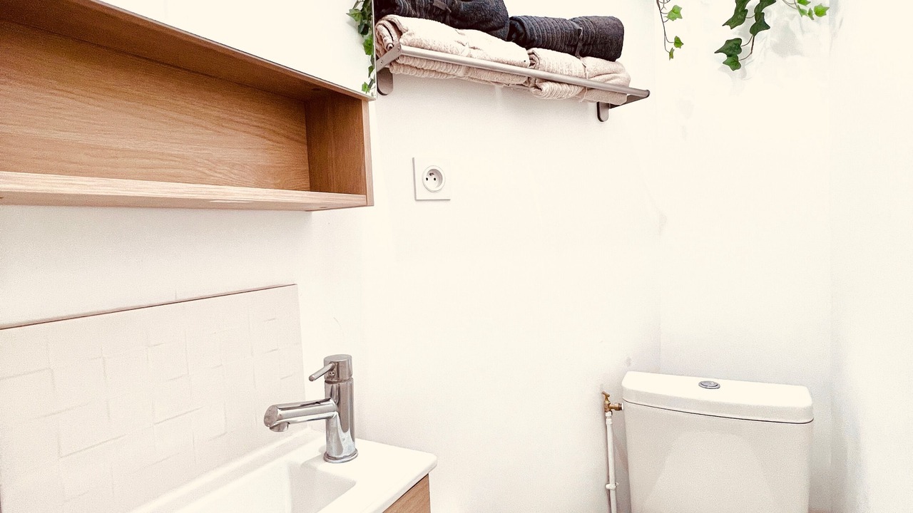 Photo of Bathroom in Saint-Honore - Jeanne d'Arc