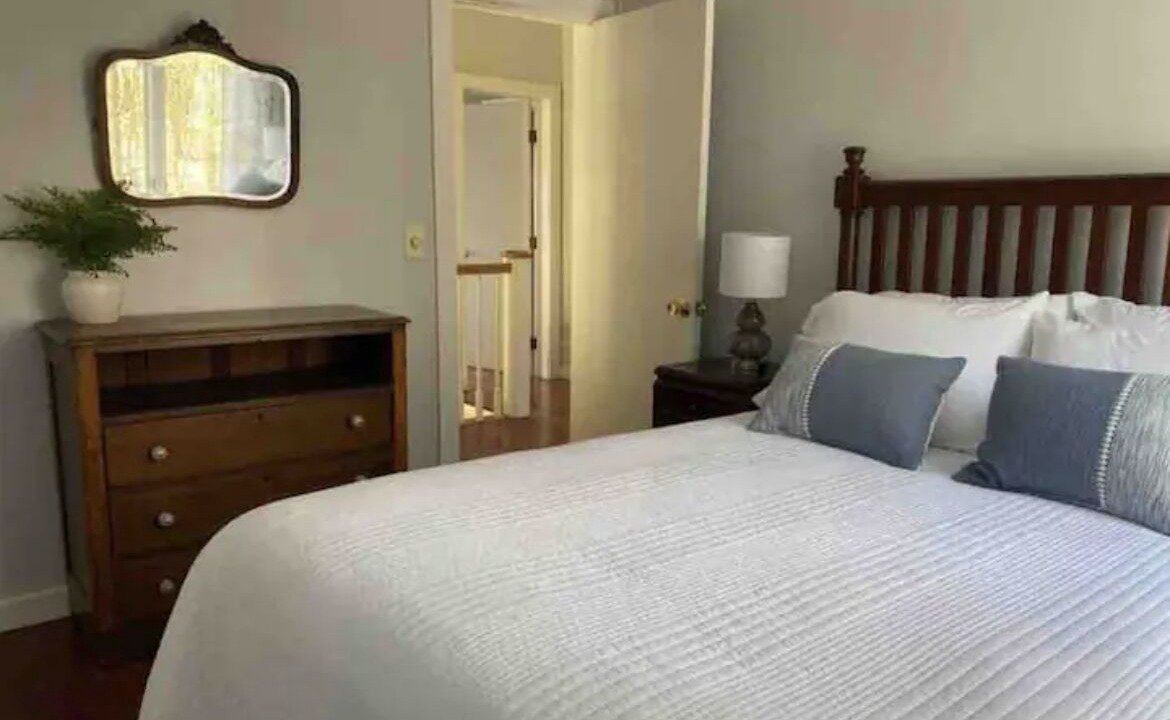 Photo of Bedroom in Argyle