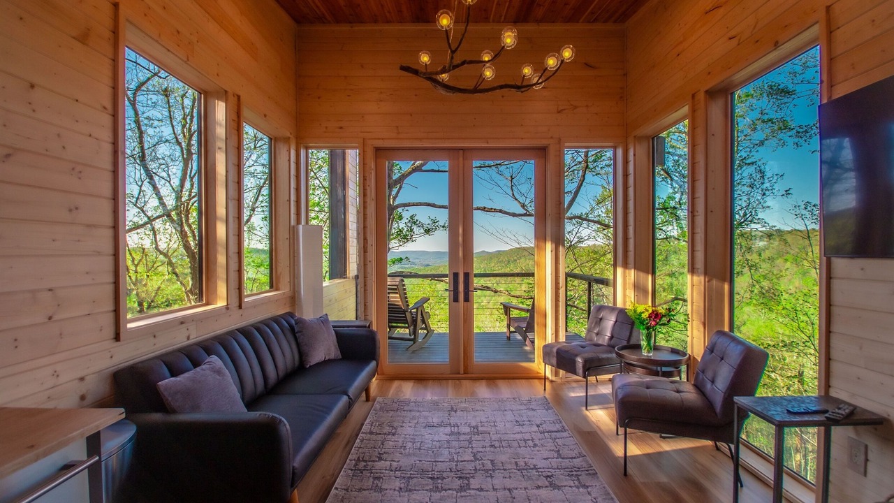 Photo of Livingroom in Beersheba Springs
