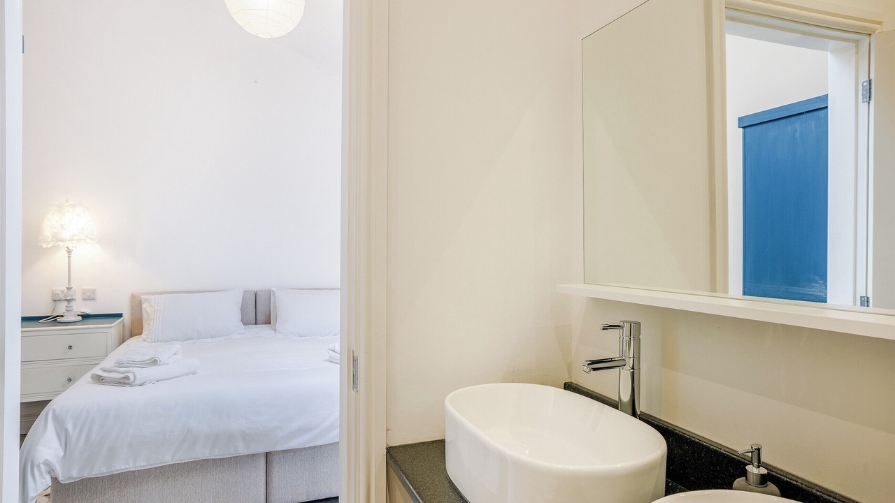 Photo of Others in Ellesmere