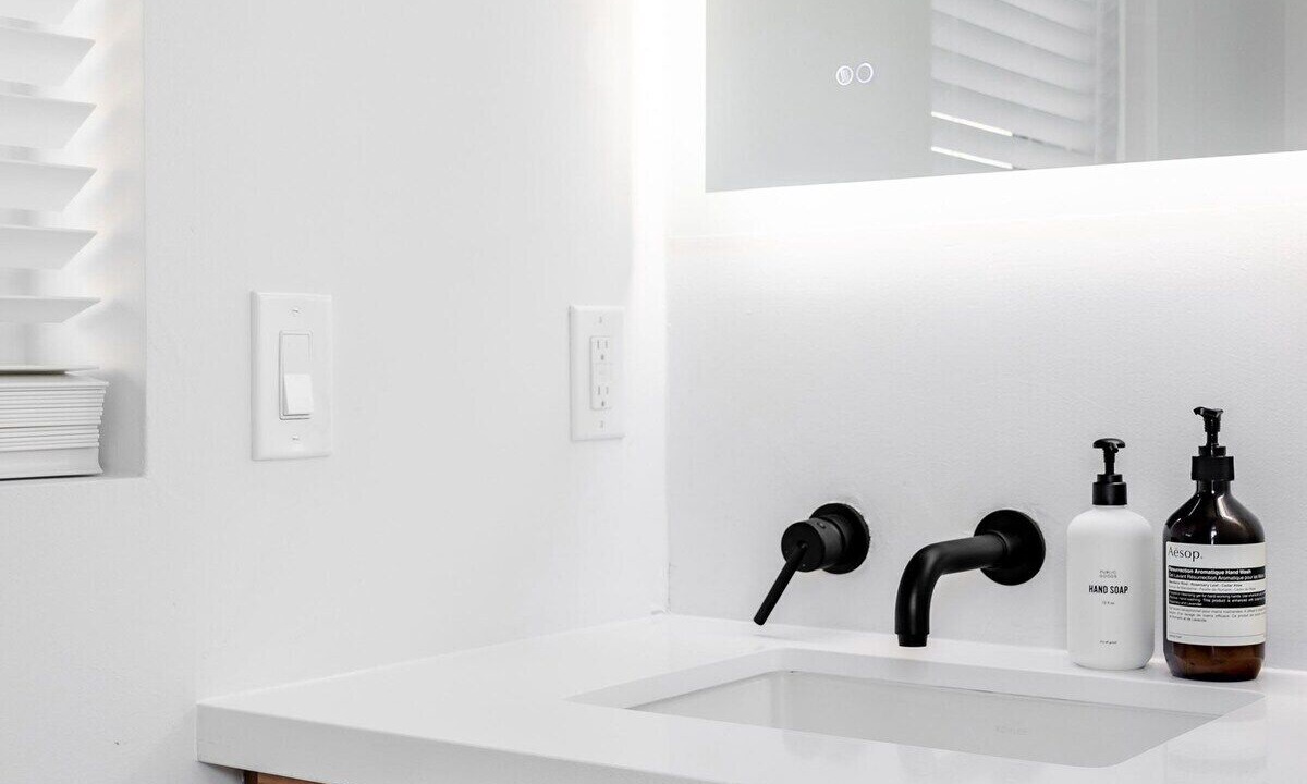 Photo of Bathroom in Blackshear-Prospect Hill