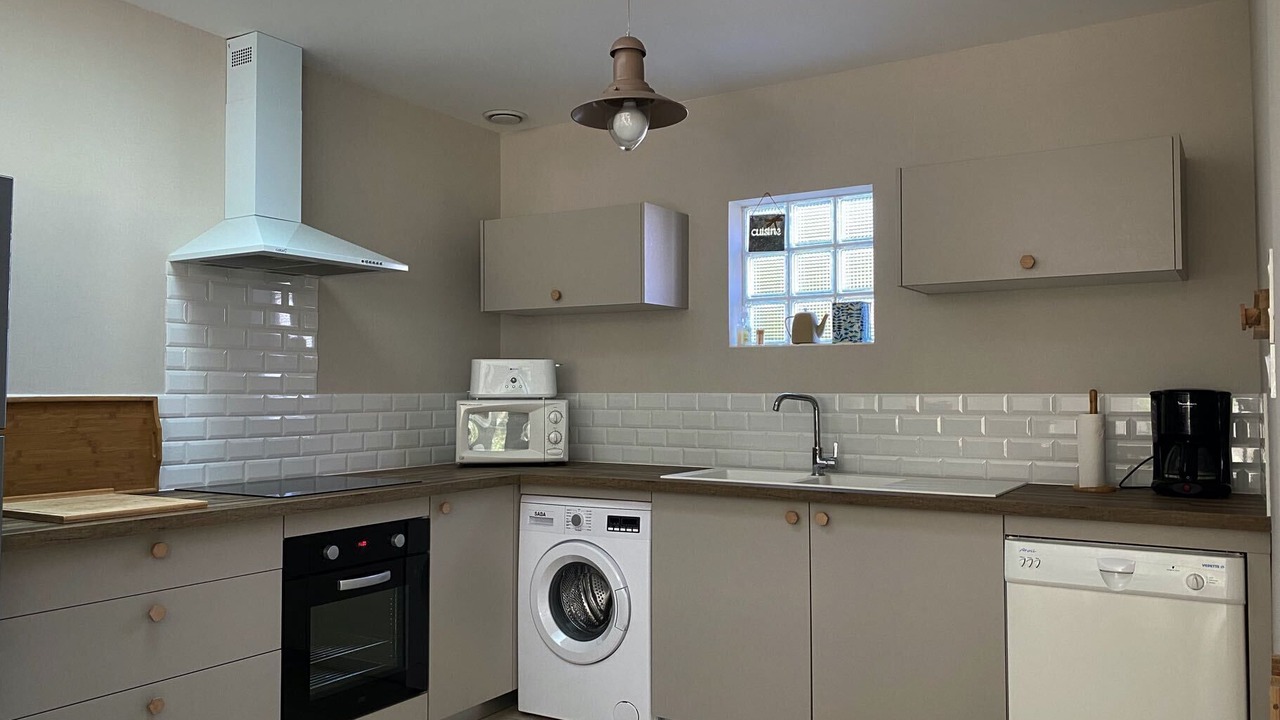 Photo of Kitchen in Saint-Vincent-sur-Jard