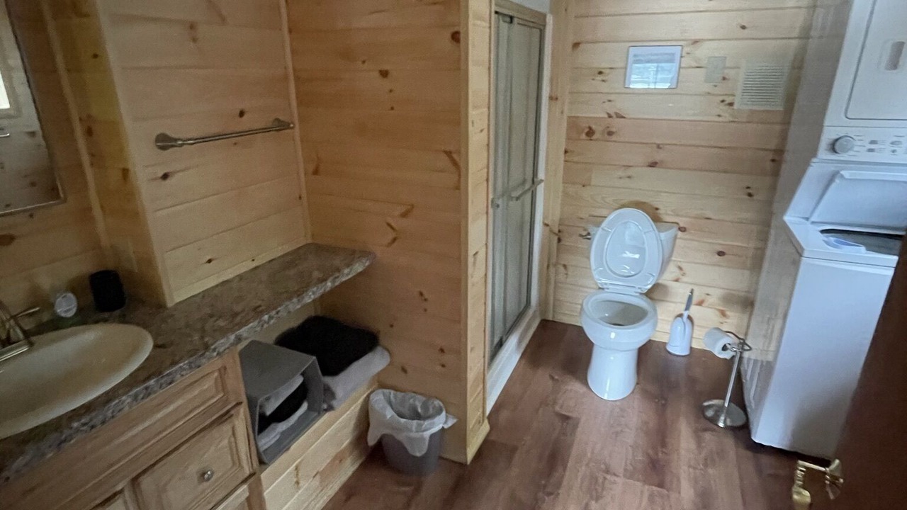 Photo of Bathroom in Orland