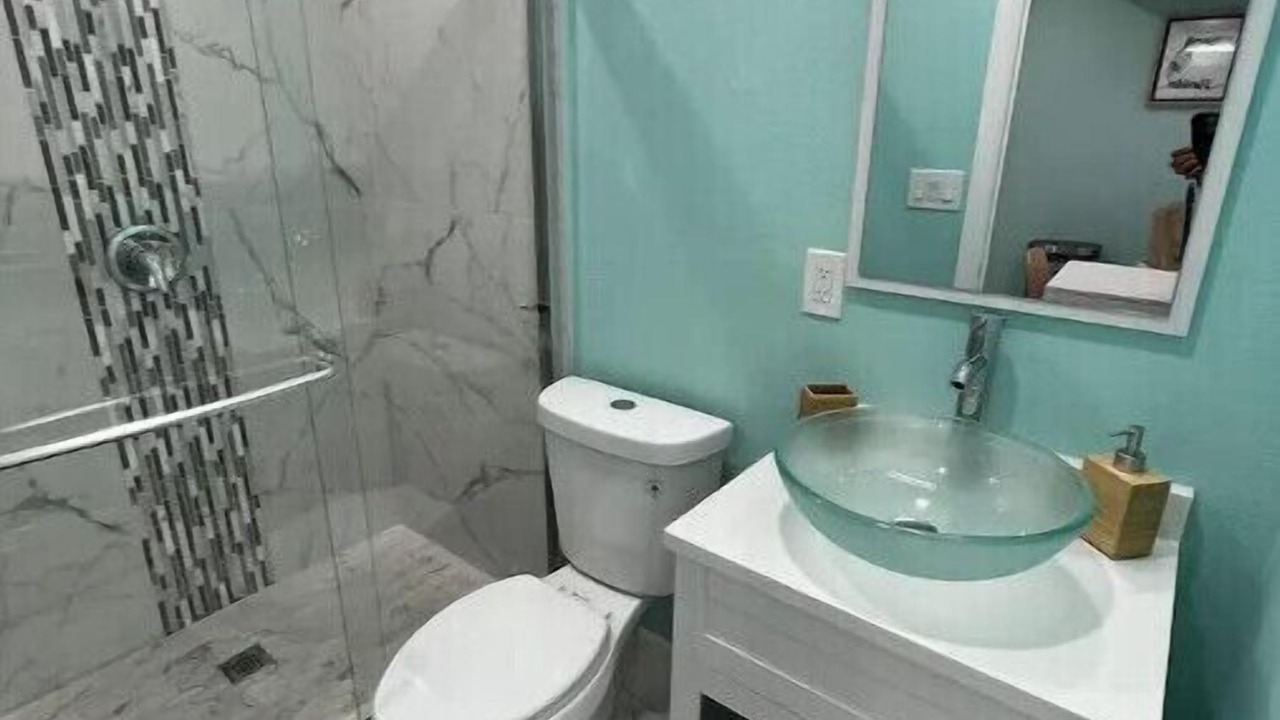 Photo of Bathroom in Lake Ridge