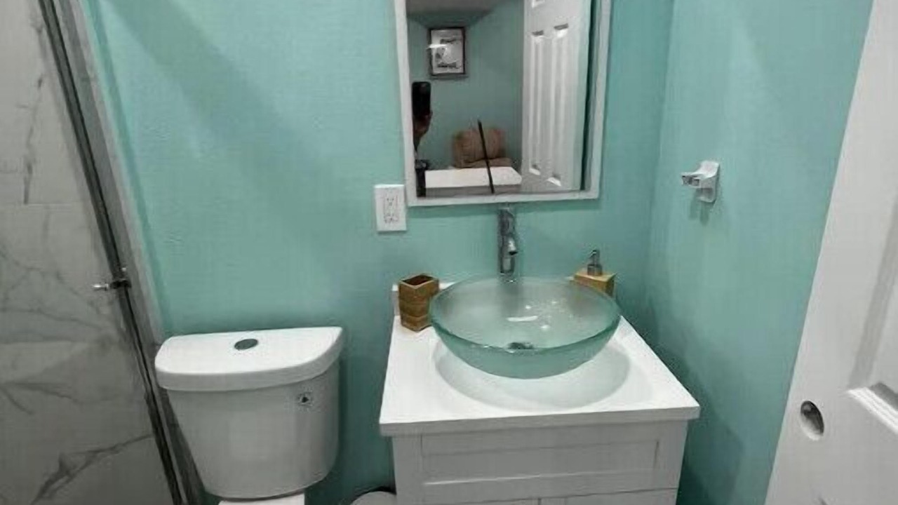 Photo of Bathroom in Lake Ridge