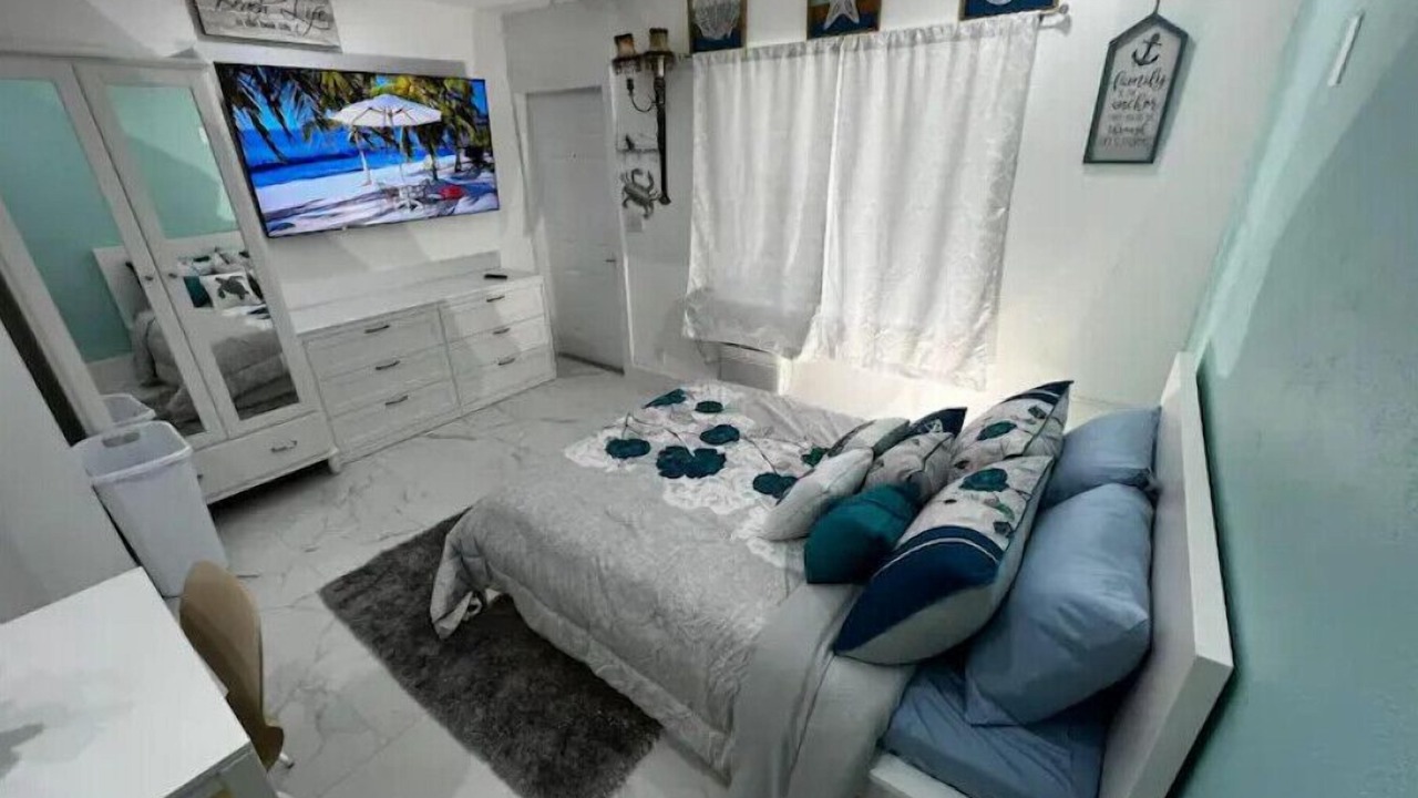 Photo of Bedroom in Lake Ridge
