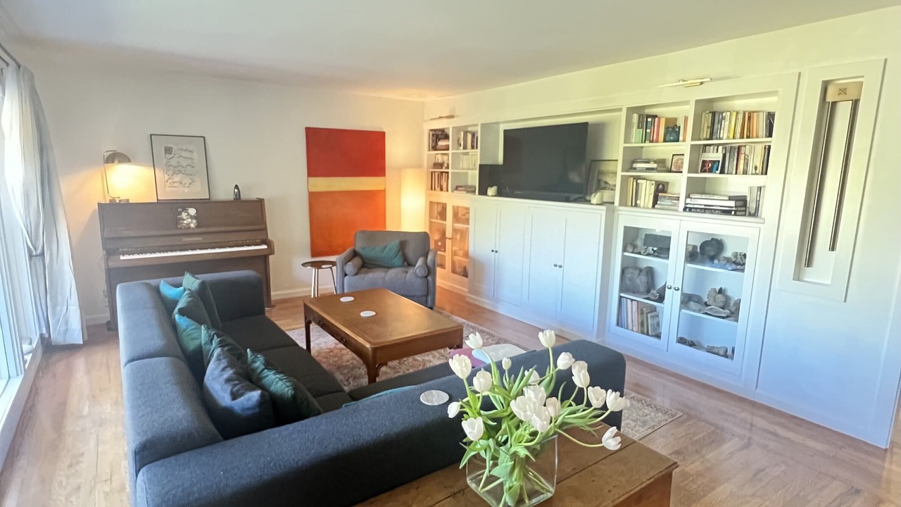Photo of Livingroom in Napa