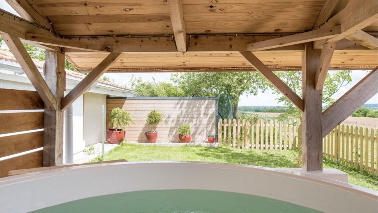 Photo of Outdoor in Flocourt