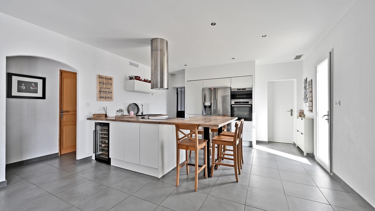Photo of Kitchen in Tavel